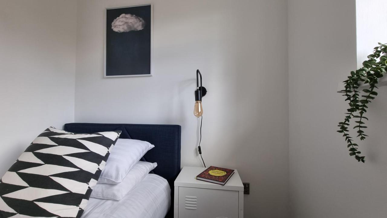 Haxby House By Switchback Stays Cardiff Eksteriør bilde
